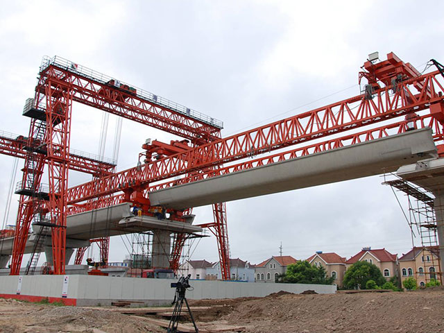 Launcher Crane