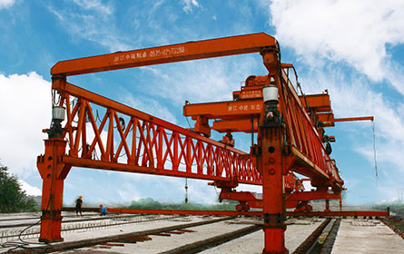 Launcher crane